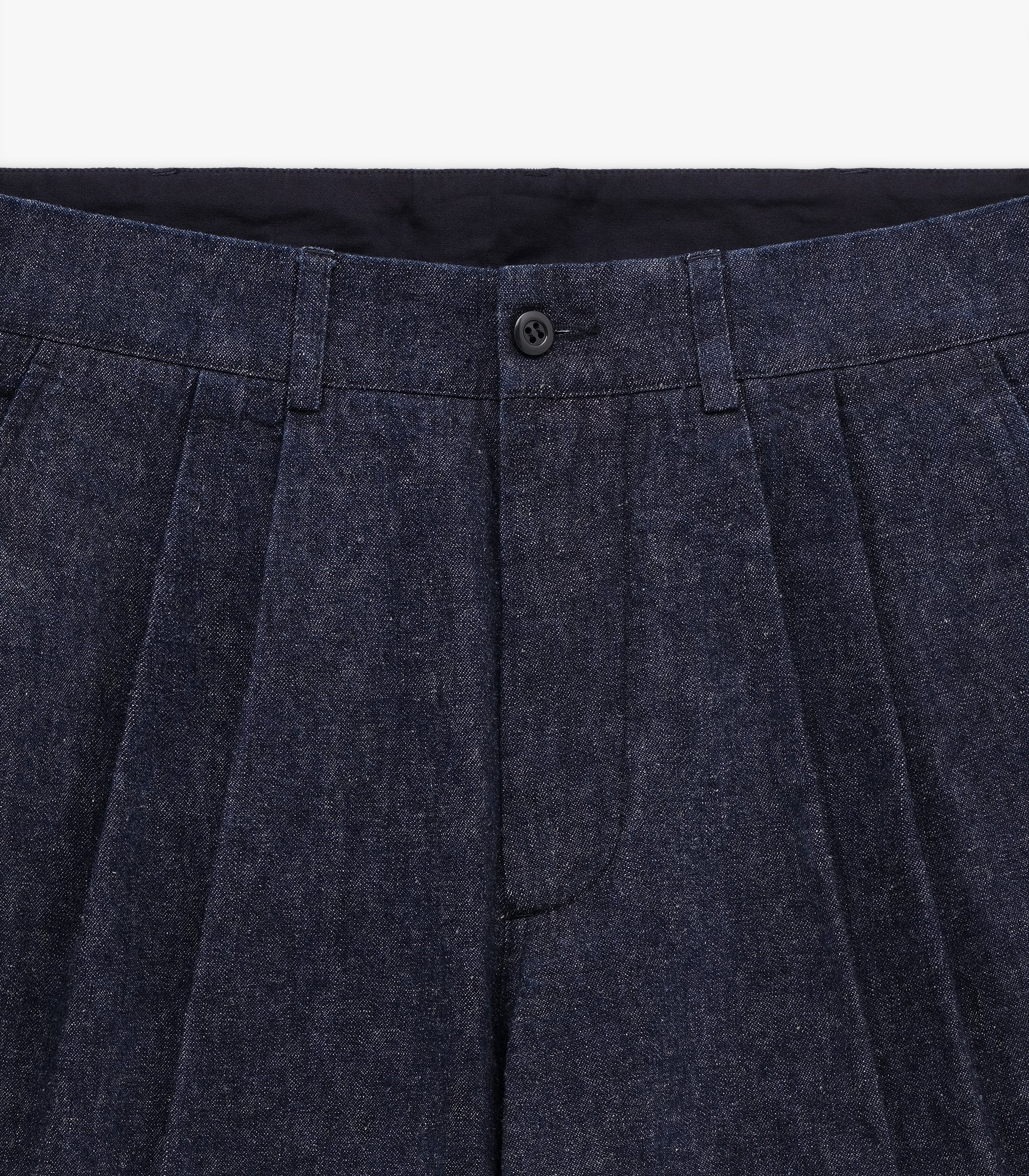 Canal Pleated Denim Cotton & Linen Short in Indigo