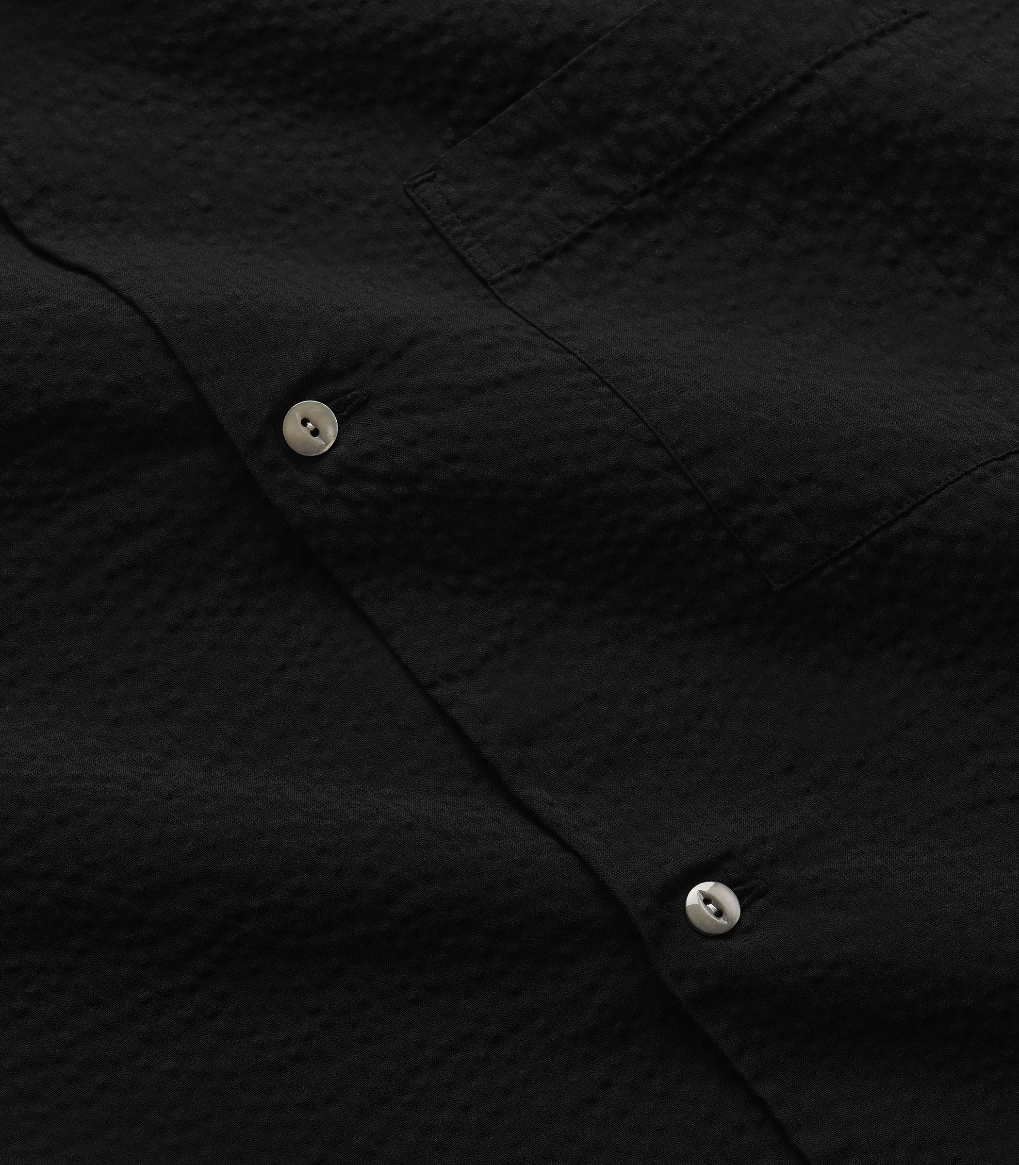Fulton Seersucker Shirt in Black