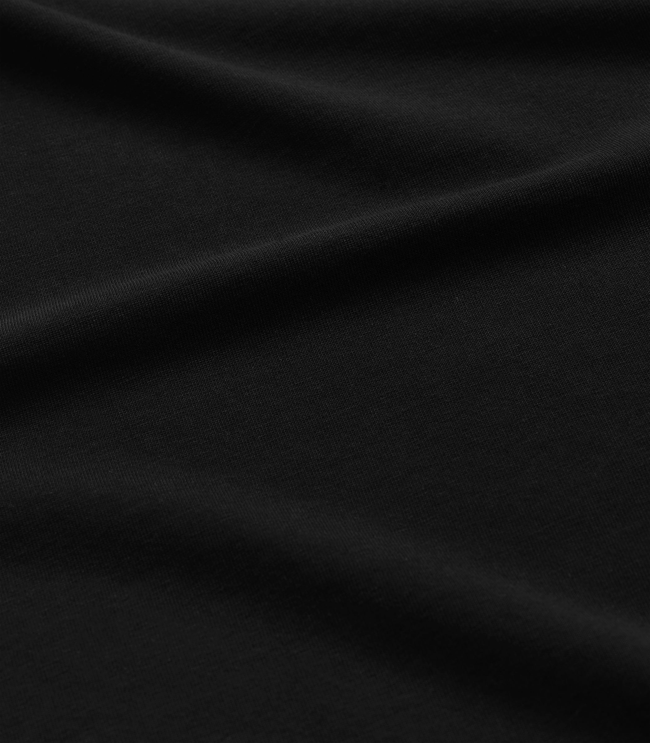 T-Shirt in Black
