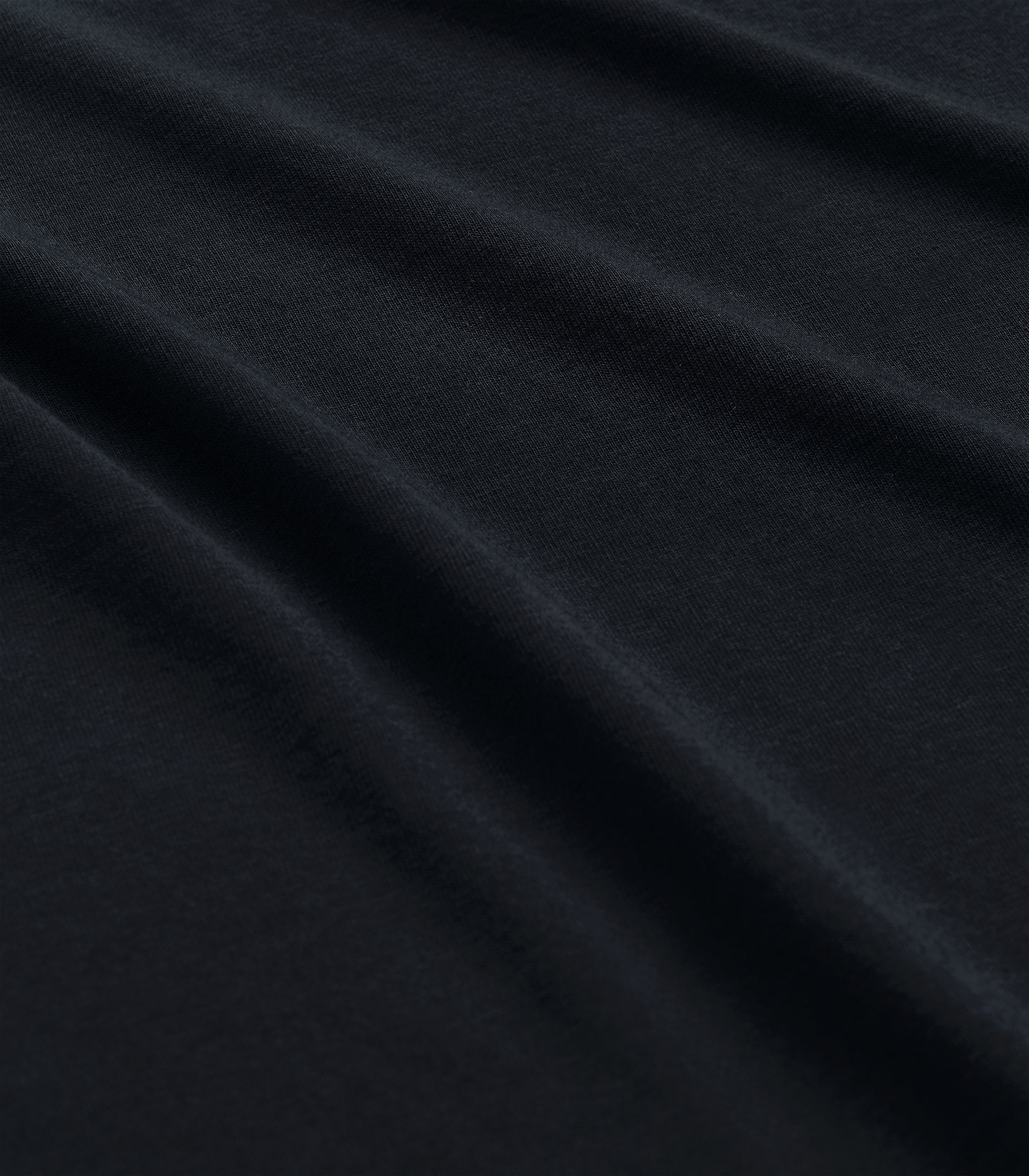 T-Shirt in Navy